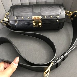 Louis Vuitton Papillon Trunk Like New